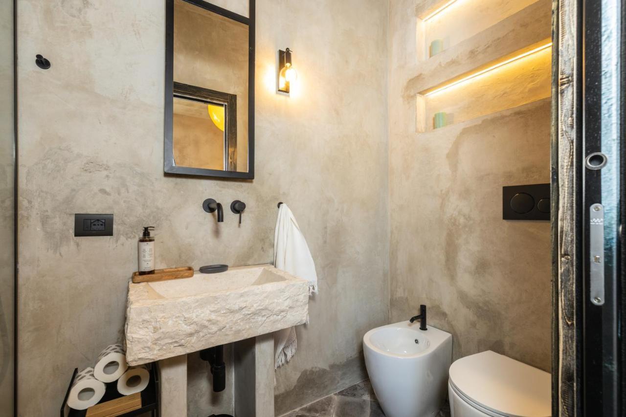 Via Roma Charming Rooms 包内伊 外观 照片