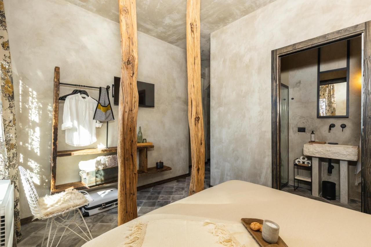 Via Roma Charming Rooms 包内伊 外观 照片