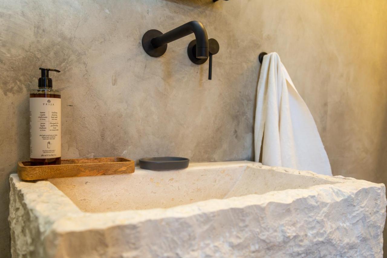 Via Roma Charming Rooms 包内伊 外观 照片