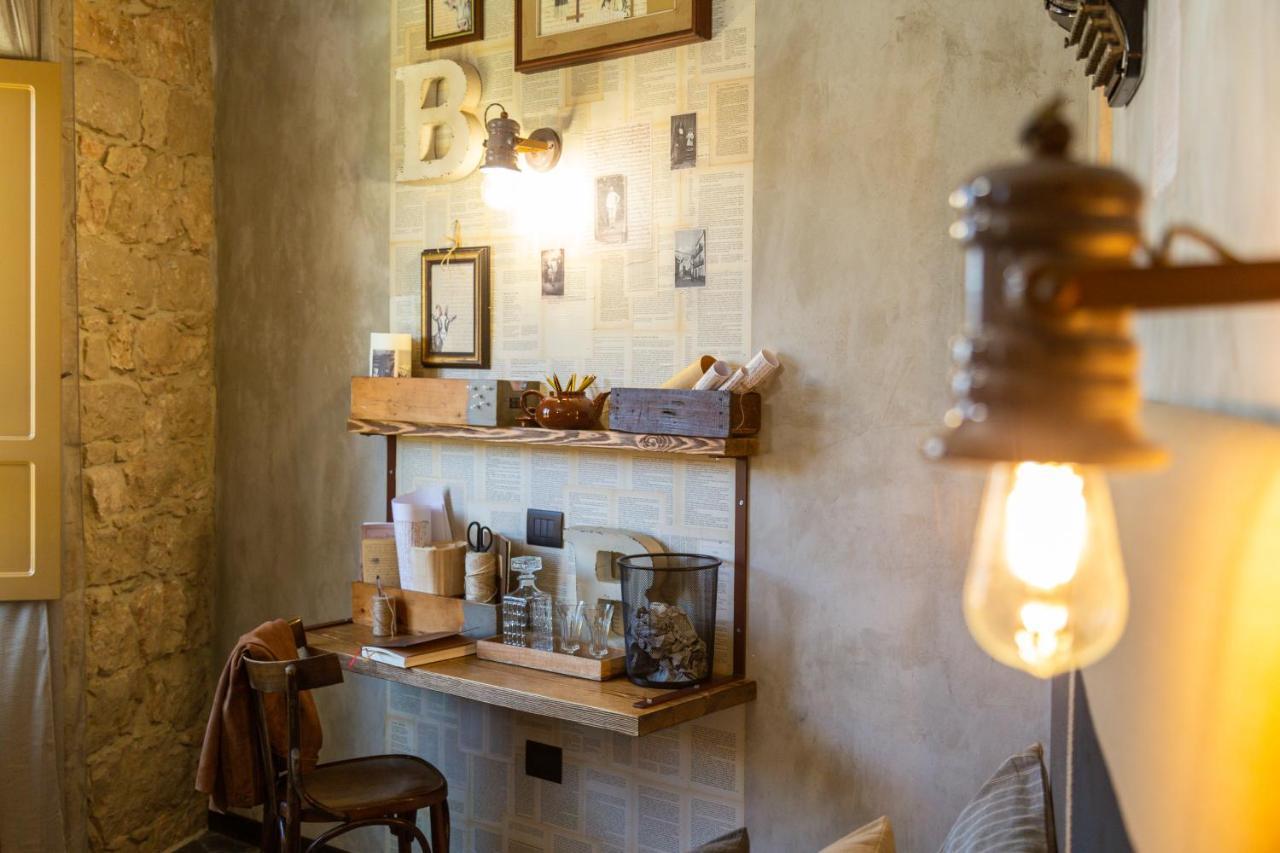 Via Roma Charming Rooms 包内伊 外观 照片