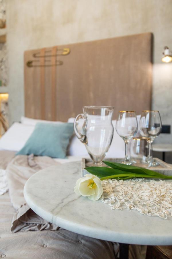 Via Roma Charming Rooms 包内伊 外观 照片
