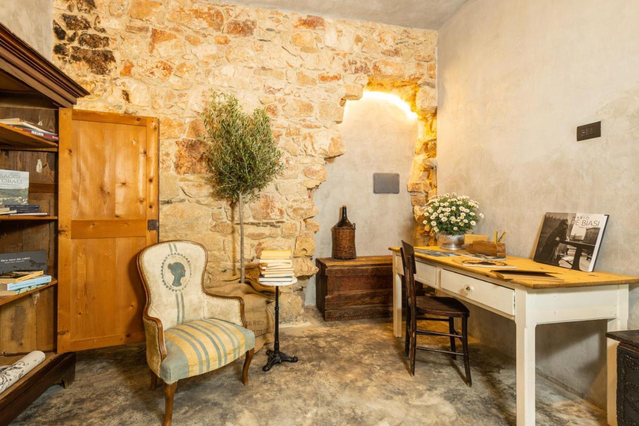 Via Roma Charming Rooms 包内伊 外观 照片