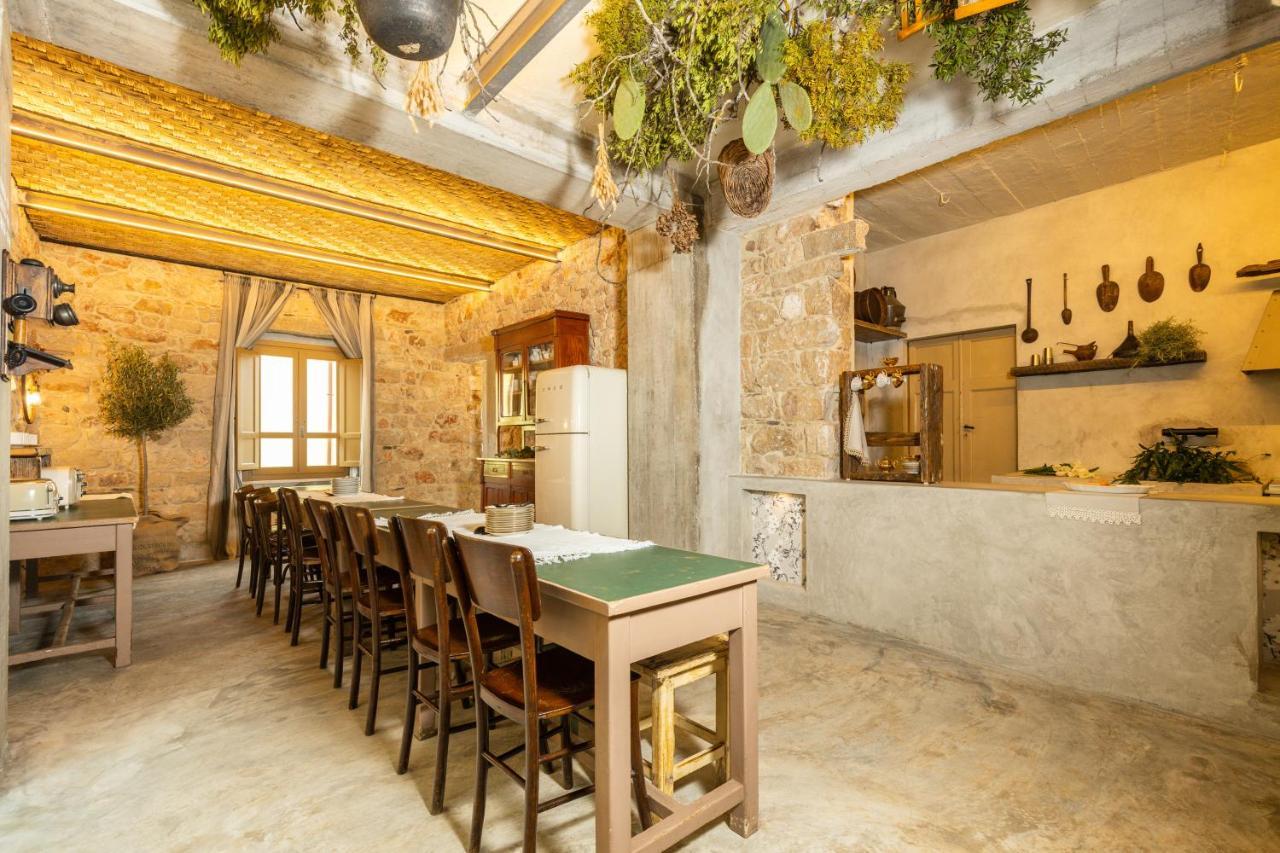 Via Roma Charming Rooms 包内伊 外观 照片