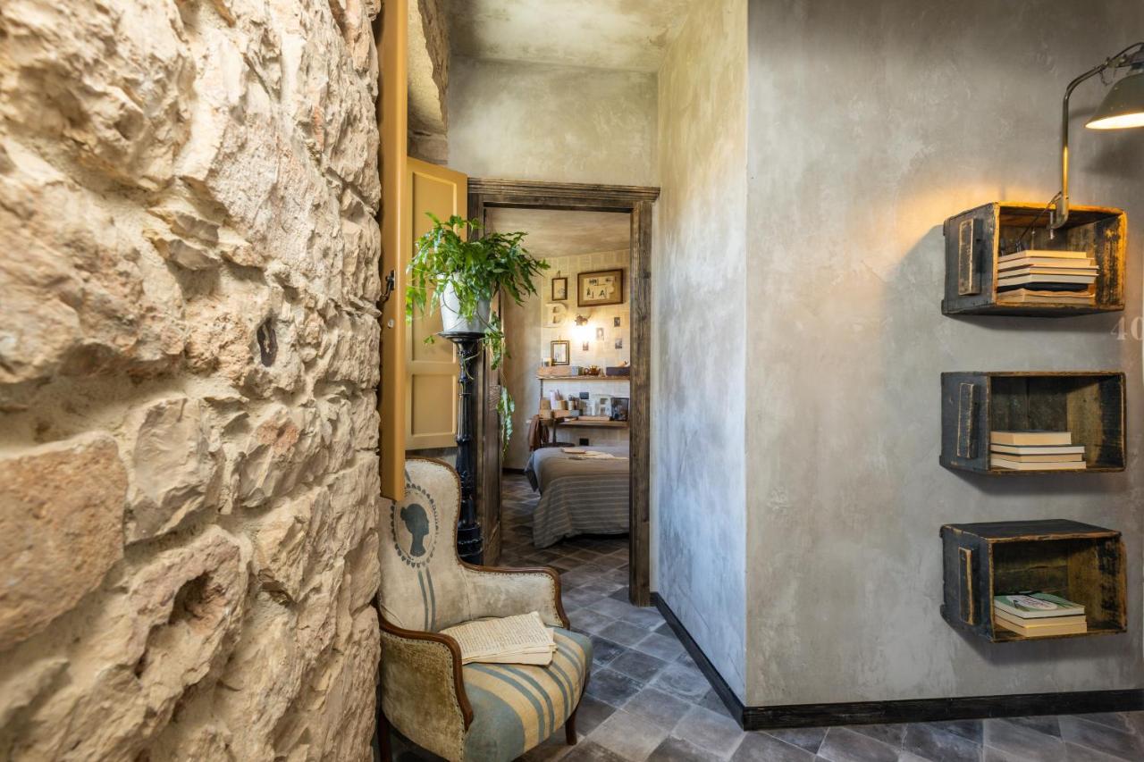 Via Roma Charming Rooms 包内伊 外观 照片